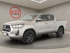 Toyota Hilux Double Cab 2.8 D-4D Comfort