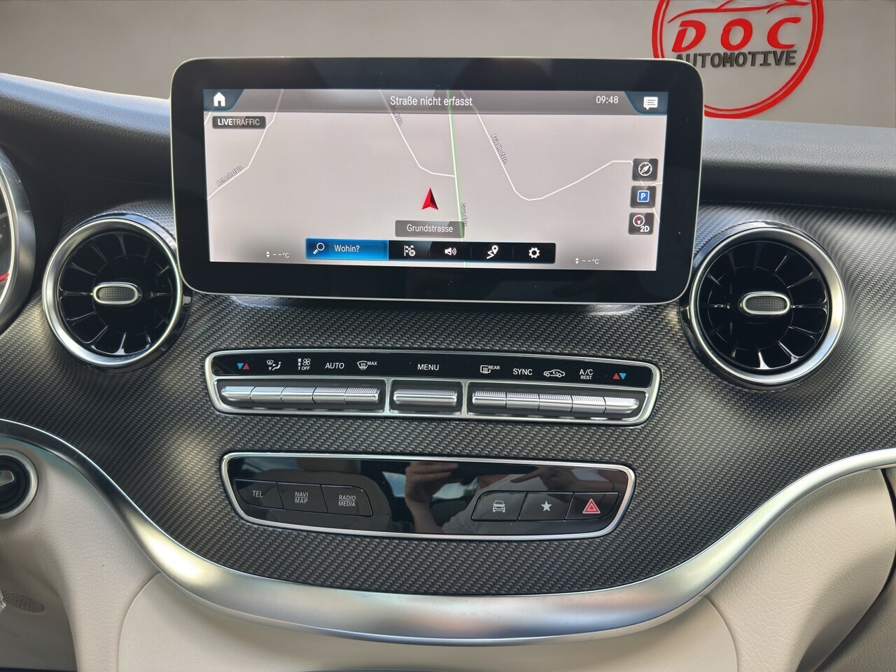 Mercedes V 300 d lang AMG 8s Line Avantgarde 4 Matic