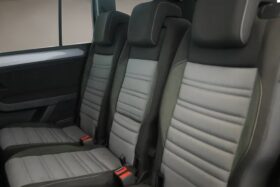 Volkswagen Touran 2.0 TDI R-Line