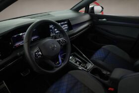 Volkswagen Golf 2.0 TSI R Prestazioni